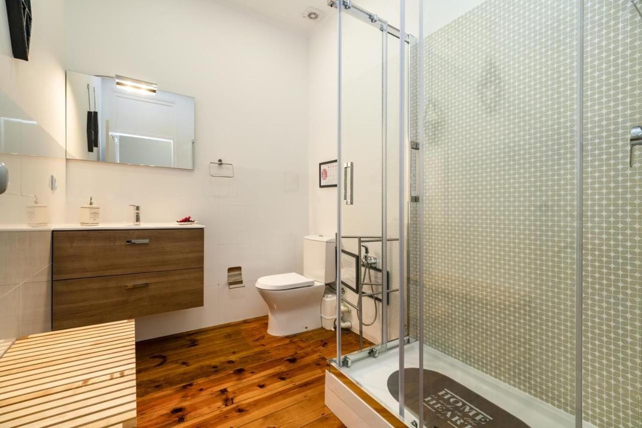 Retro M2 R4 - Lovely Double Room With Shared Bathroom Lisboa Kültér fotó