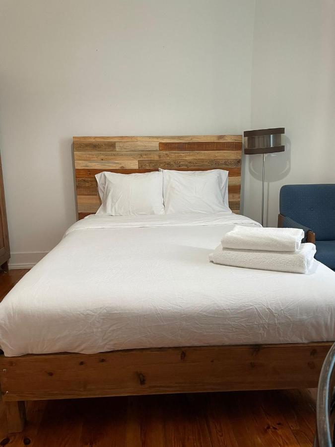 Retro M2 R4 - Lovely Double Room With Shared Bathroom Lisboa Kültér fotó
